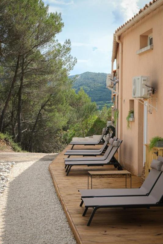 Hotel La Pinede Saint-Marcellin-les-Vaison Екстер'єр фото