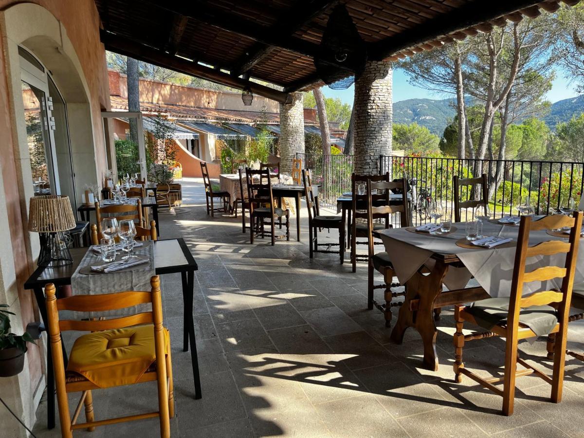 Hotel La Pinede Saint-Marcellin-les-Vaison Екстер'єр фото