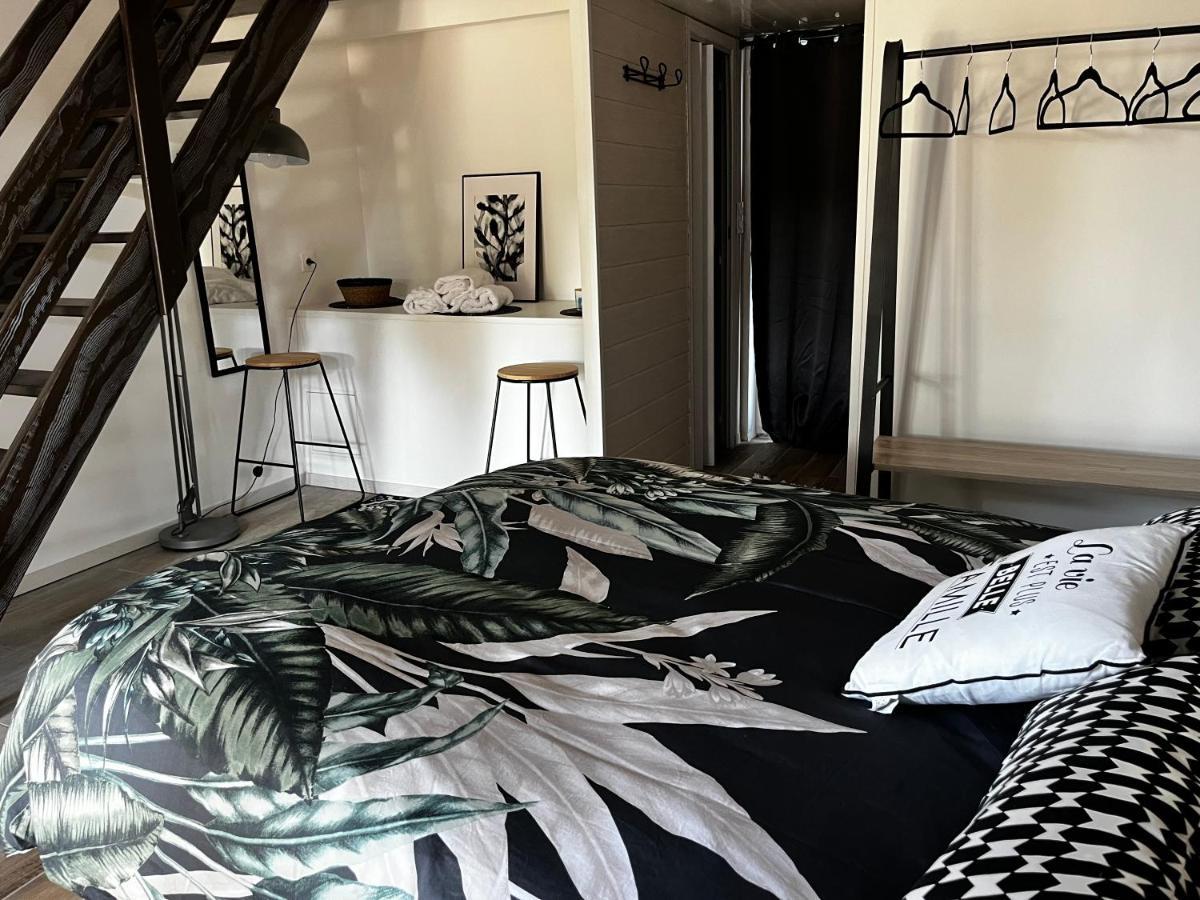 Hotel La Pinede Saint-Marcellin-les-Vaison Екстер'єр фото