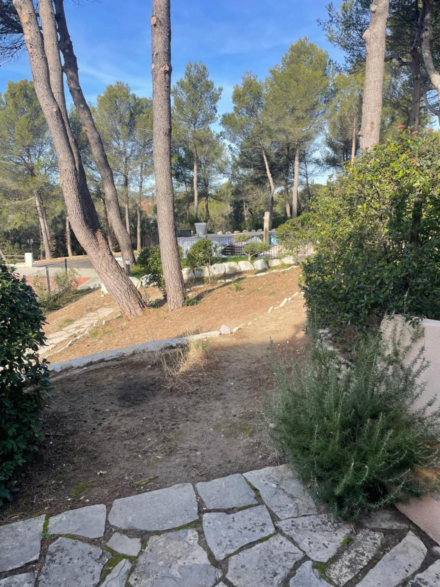 Hotel La Pinede Saint-Marcellin-les-Vaison Екстер'єр фото